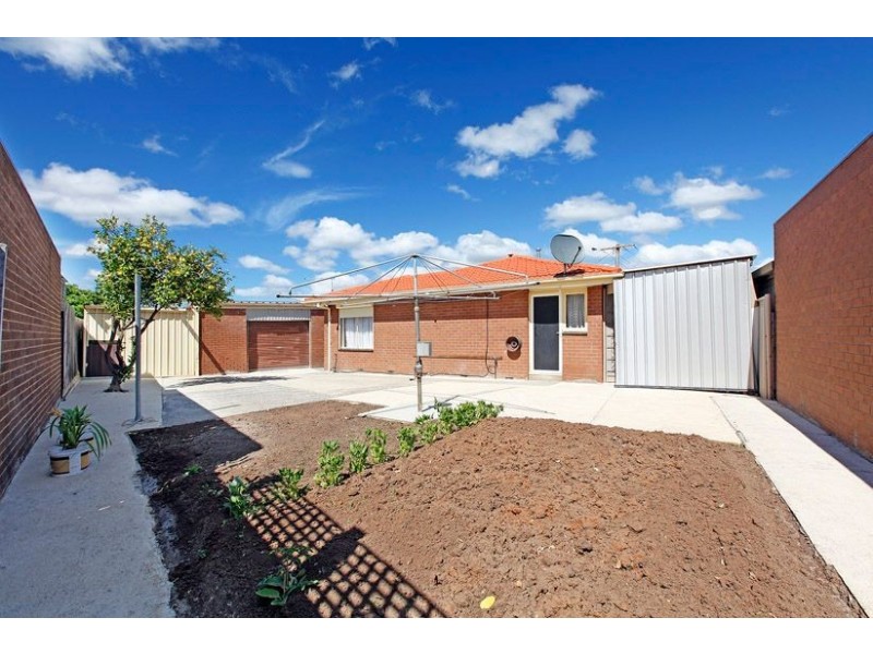 3 Lara Close, Thomastown VIC 3074