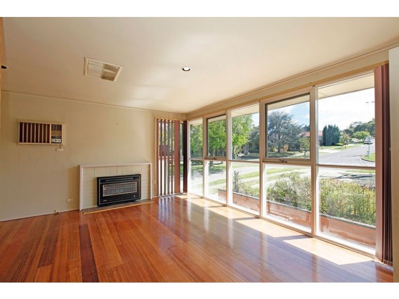 42 Moreton Crescent, Bundoora VIC 3083
