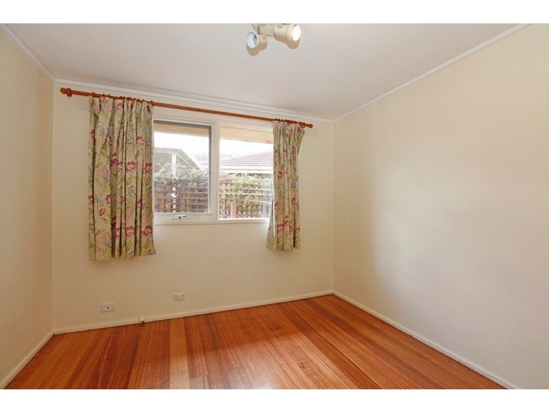 42 Moreton Crescent, Bundoora VIC 3083