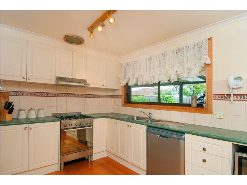 6 Lees Court, Epping VIC 3076