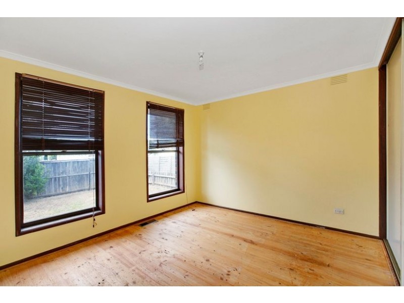 4 Dallas Drive, Lalor VIC 3075