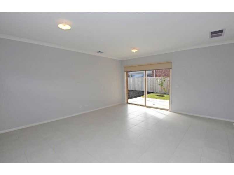 16 Formula Drive, Epping VIC 3076