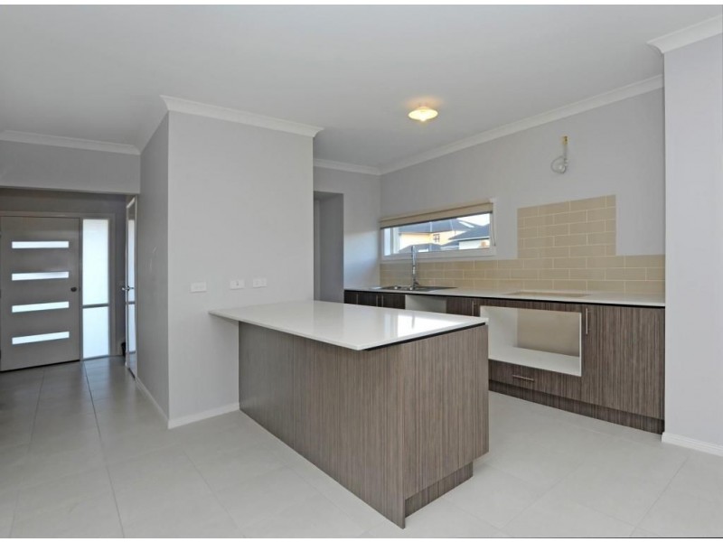 16 Formula Drive, Epping VIC 3076