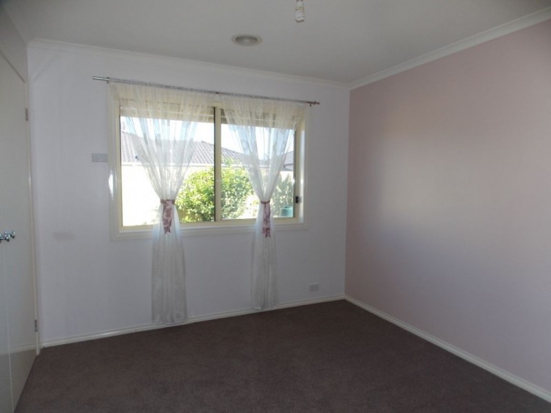 13 Cascade Crescent, Epping VIC 3076