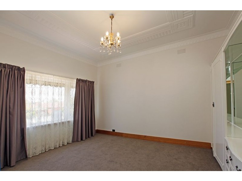 17 Home Street, Reservoir VIC 3073