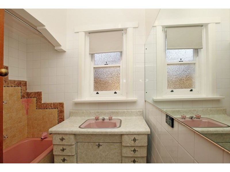 17 Home Street, Reservoir VIC 3073