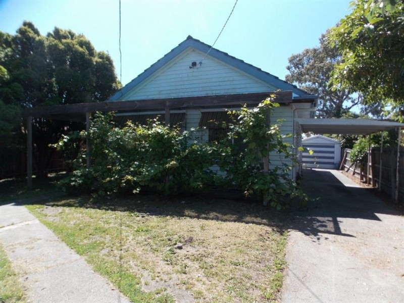 13 Paschke Crescent, Lalor VIC 3075