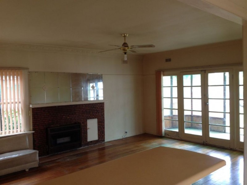 13 Paschke Crescent, Lalor VIC 3075