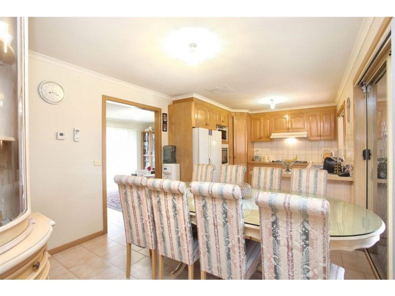 1/30 Bowman Drive, Mill Park VIC 3082