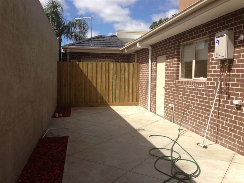 2/29 Cyprus Street, Lalor VIC 3075