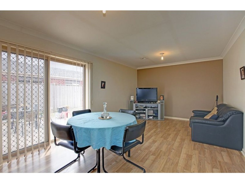 38 Mirrabucca Promenade, South Morang VIC 3752