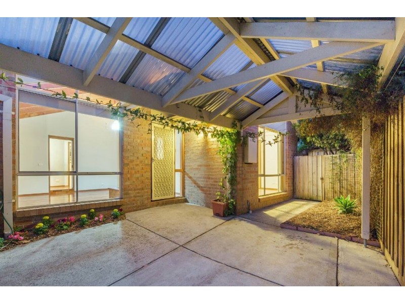 2/52 Balmoral Avenue, Bundoora VIC 3083