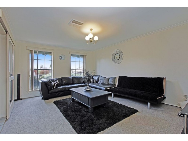 1 Swindon Court, Lalor VIC 3075