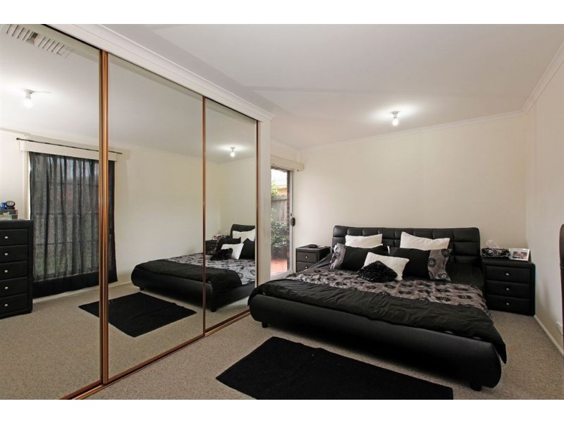 1 Swindon Court, Lalor VIC 3075