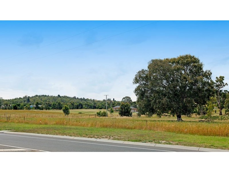 260 The Lakes Boulevard, South Morang VIC 3752