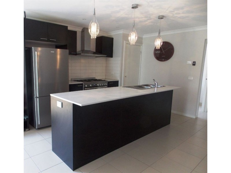 9 Filin Drive, Epping VIC 3076