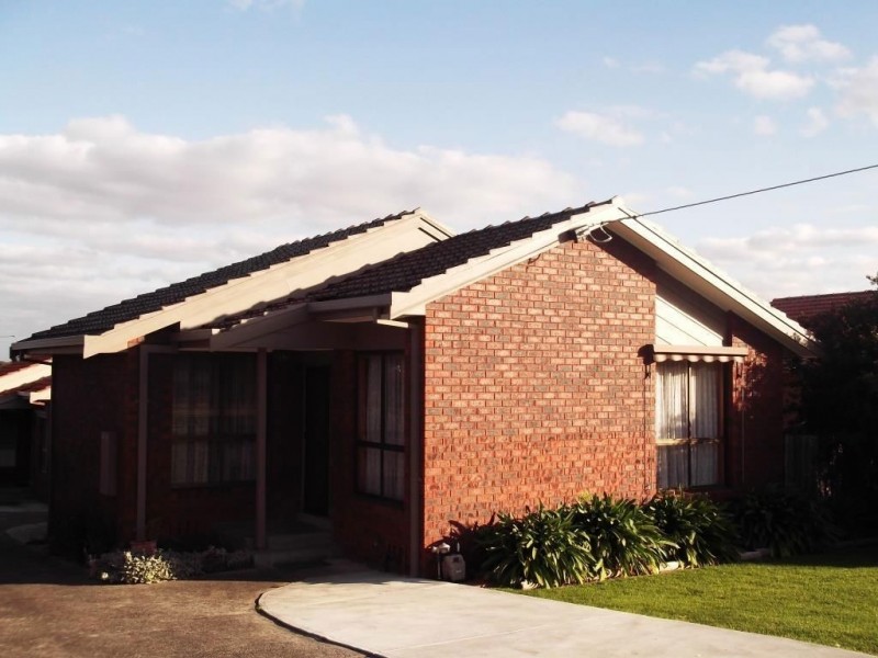 1/73 Purinuan Road, Reservoir VIC 3073