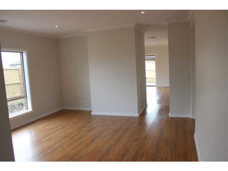 20 De Rossi Boulevard, Epping VIC 3076