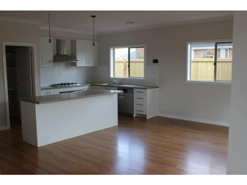 21 De Rossi Boulevard, Epping VIC 3076