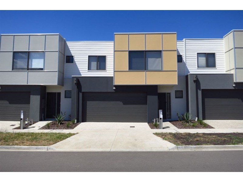 6 Grandstand Way, Epping VIC 3076