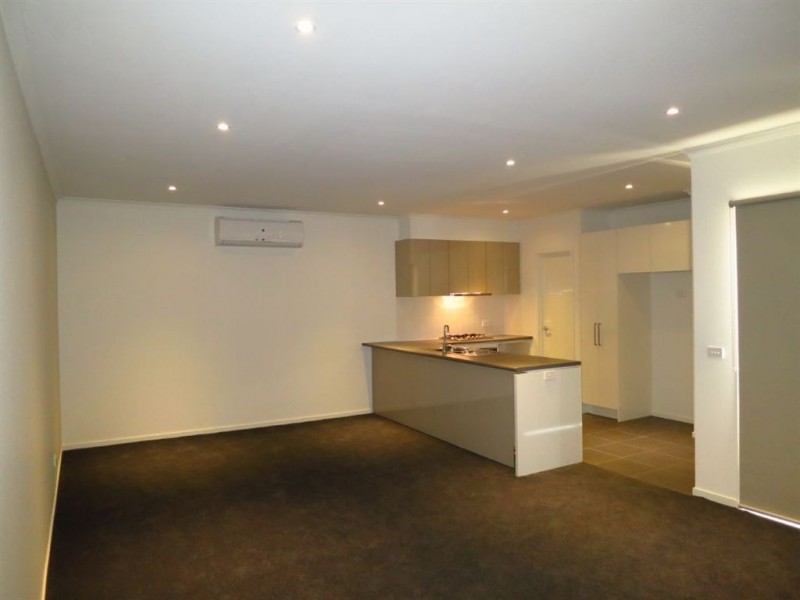 6 Grandstand Way, Epping VIC 3076