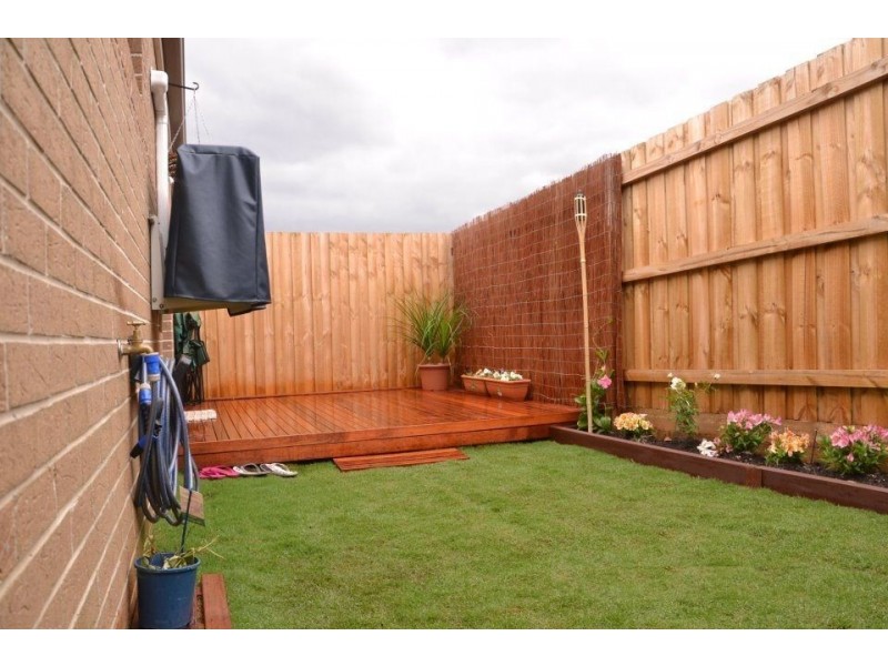 12/12 Kirkland Court, Epping VIC 3076