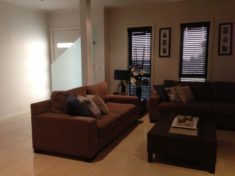 12/13 Viewgrand Boulevard, Epping VIC 3076