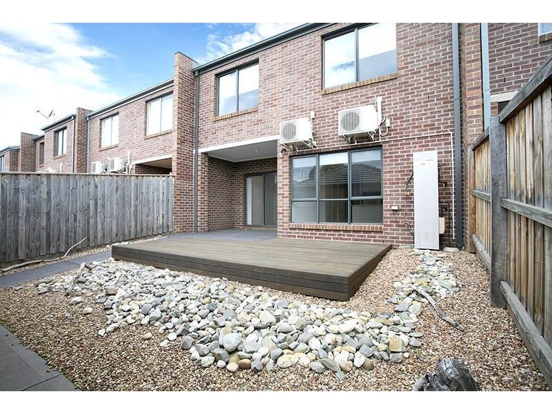 14 Bonniebird Lane, South Morang VIC 3752