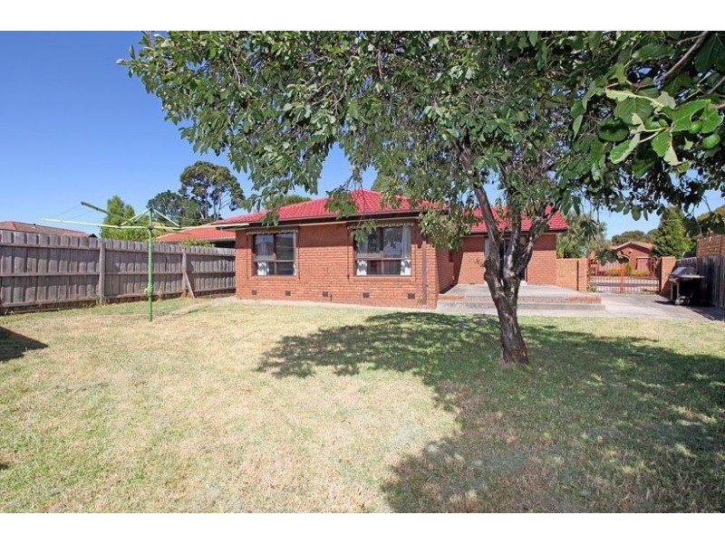 11 Holroyd Drive, Epping VIC 3076