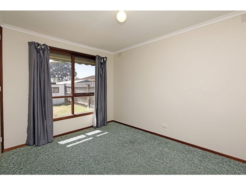 11 Holroyd Drive, Epping VIC 3076