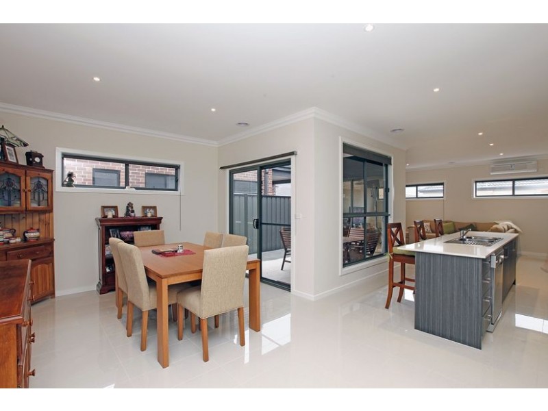 6 Creswick Drive, Epping VIC 3076