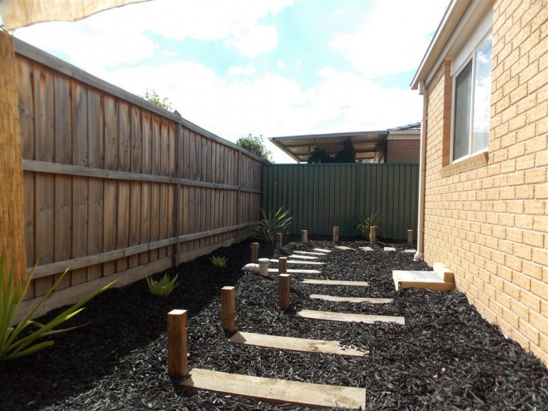 25 Coleridge Way, South Morang VIC 3752