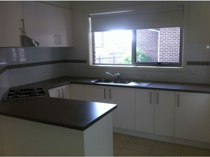 2/49 Betula Avenue, Bundoora VIC 3083