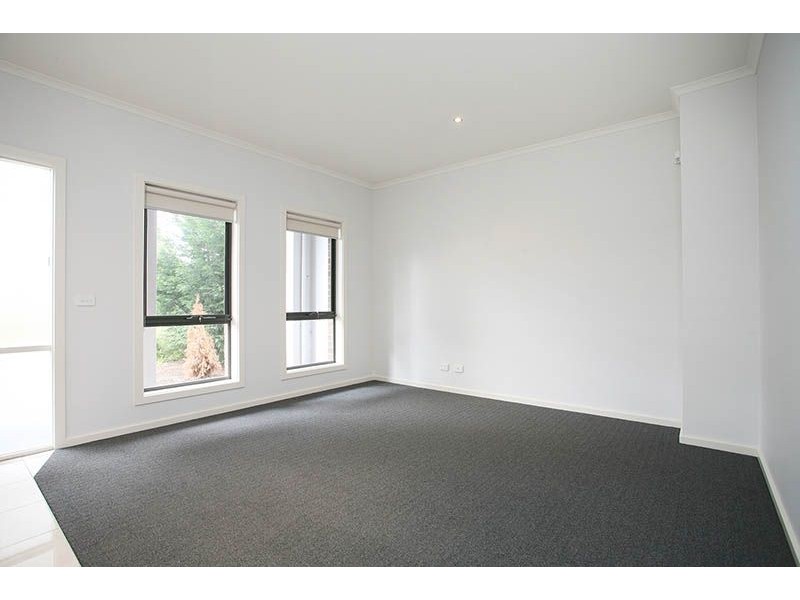 14 Bonniebird Lane, South Morang VIC 3752