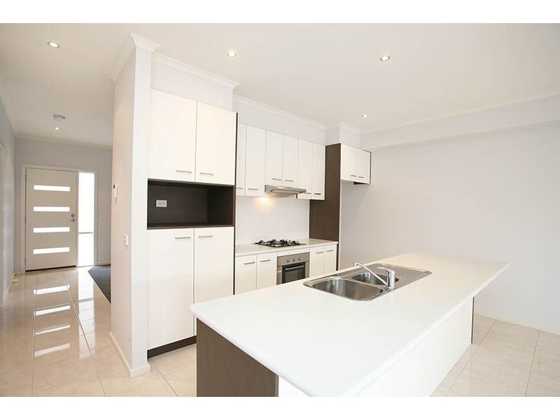 14 Bonniebird Lane, South Morang VIC 3752