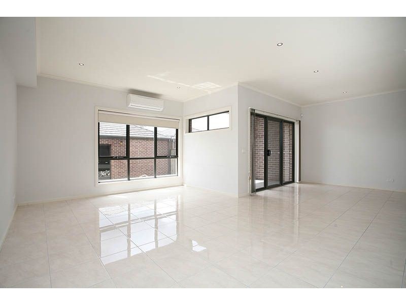 14 Bonniebird Lane, South Morang VIC 3752