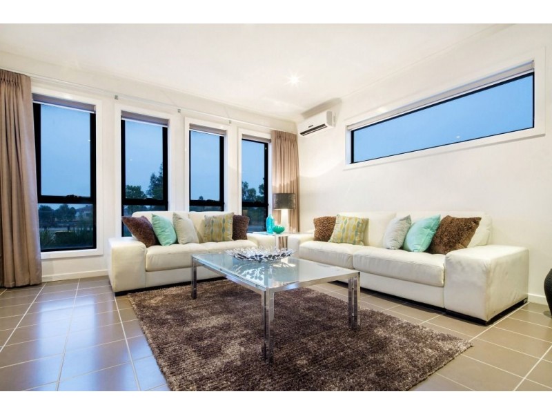 1/13 Viewgrand Boulevard, Epping VIC 3076