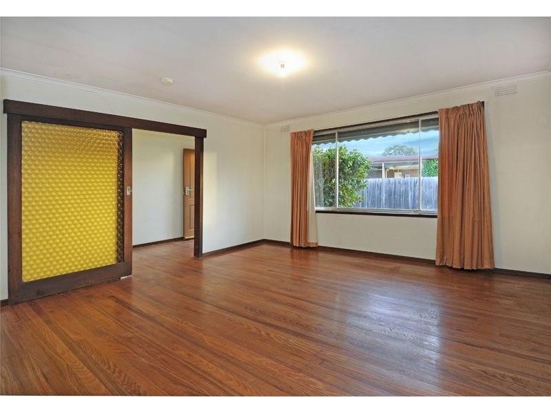 6 Lacey Street, Lalor VIC 3075