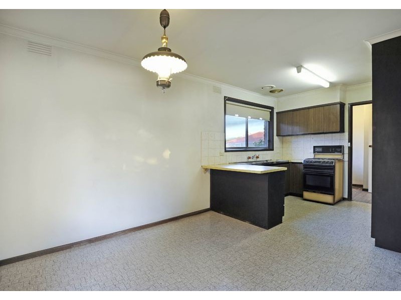 6 Lacey Street, Lalor VIC 3075