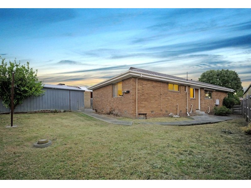 6 Lacey Street, Lalor VIC 3075