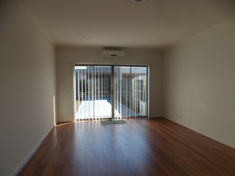 10 Andover Lane, Craigieburn VIC 3064