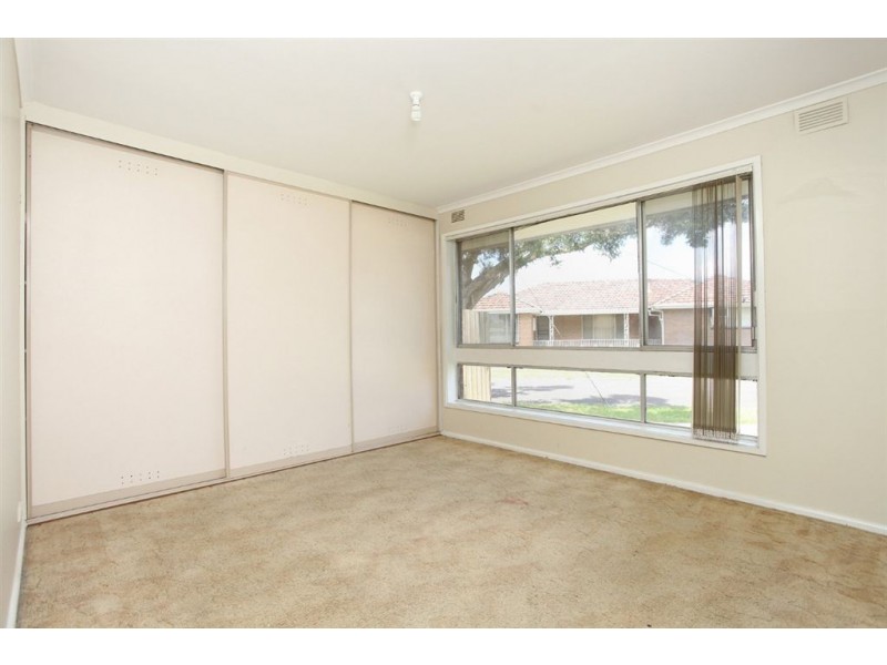 64 Darebin Drive, Thomastown VIC 3074