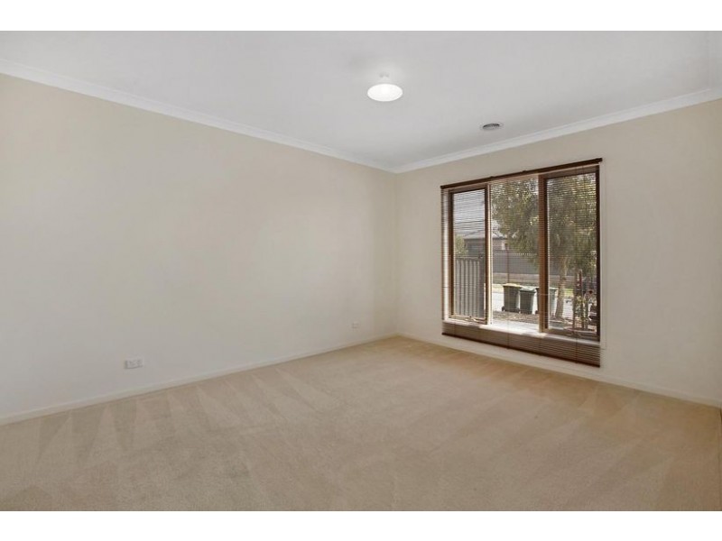 4 Steels Place, South Morang VIC 3752