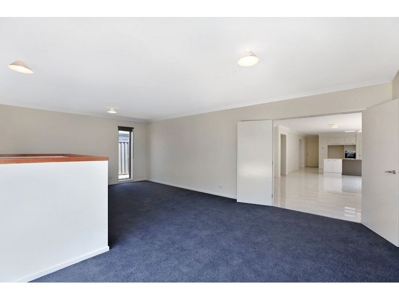 4 Steels Place, South Morang VIC 3752