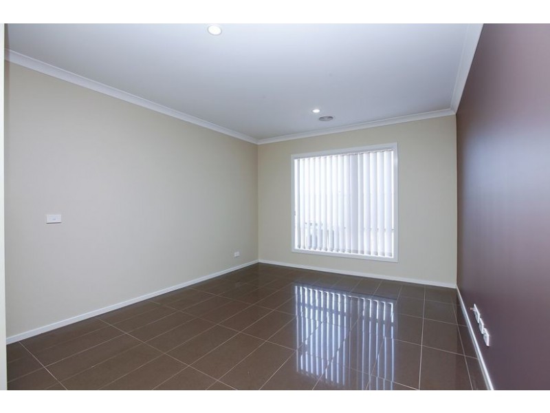 27 Evolve Esplanade, Wollert VIC 3750