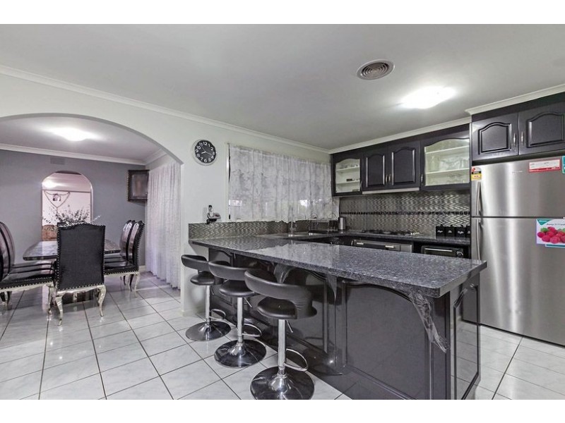 2 Edgware Court, Epping VIC 3076