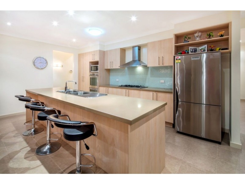 10 Hayston Boulevard, Epping VIC 3076