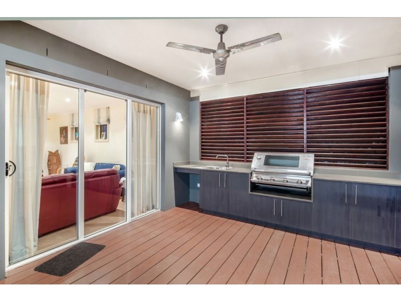 10 Hayston Boulevard, Epping VIC 3076