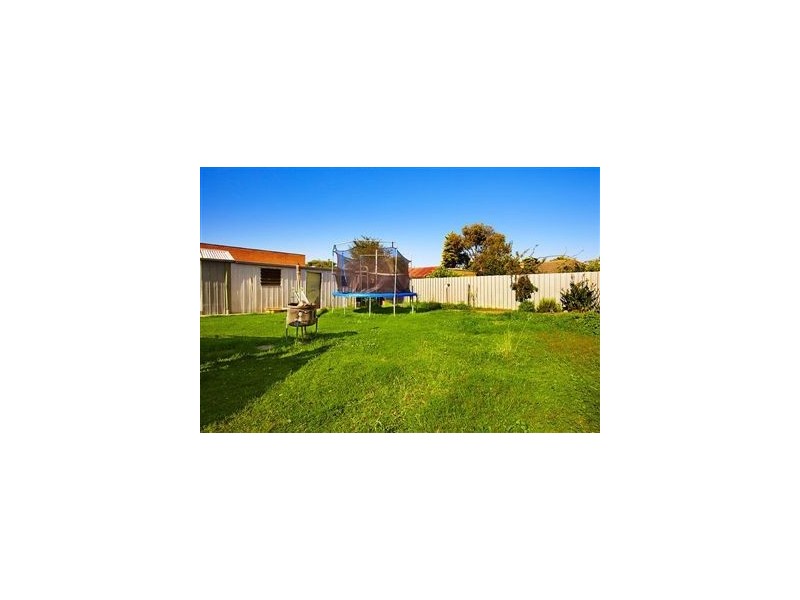 9 Lloyd Avenue, Epping VIC 3076