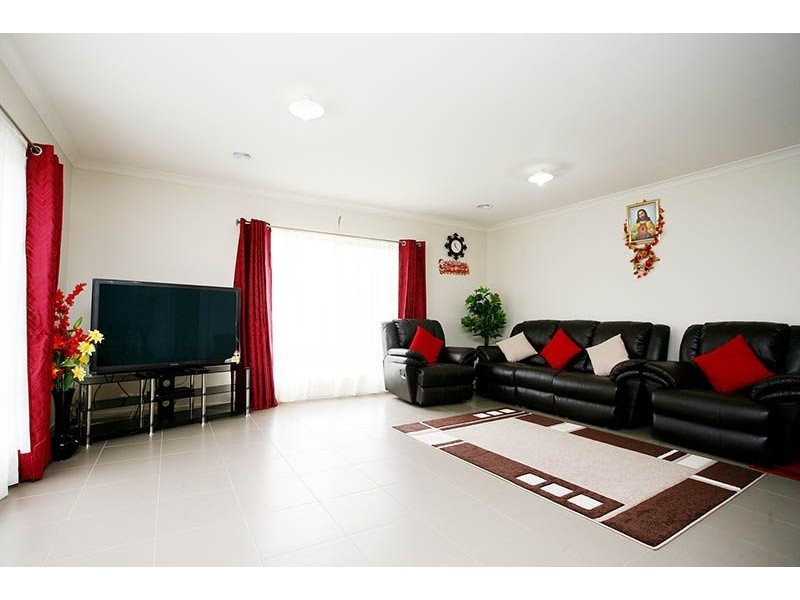 9 Unmack Road, Epping VIC 3076